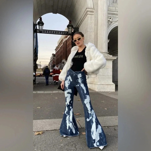 I AM GIA Bleached Bell Bottoms Flared Jeans - Picture 11 of 11